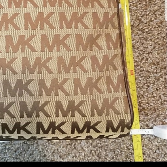 Michael Kors Large Abbey Backpack - Picture 6 of 8